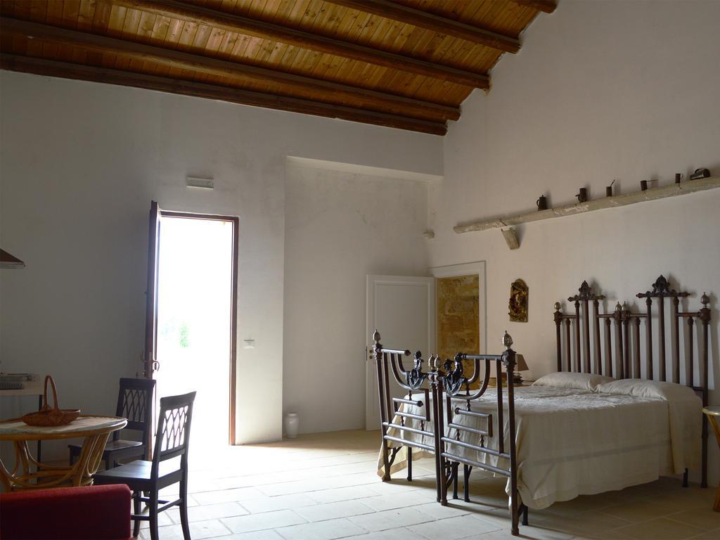 Casino De Viti - Dimora Storica Con Piscina Vila Vaste Quarto foto